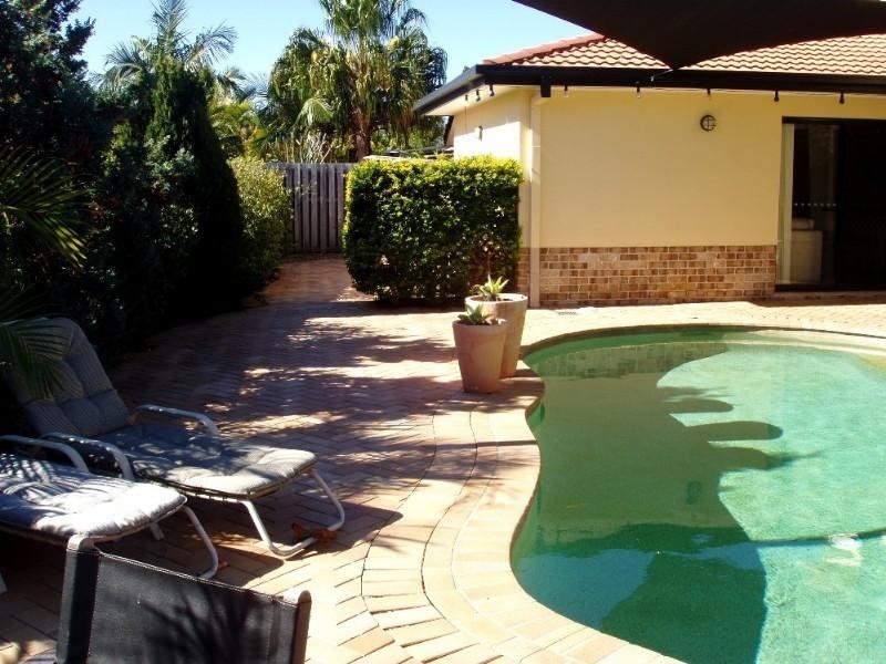 Burleigh Waters QLD 4220