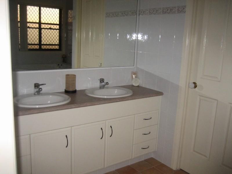 Burleigh Waters QLD 4220