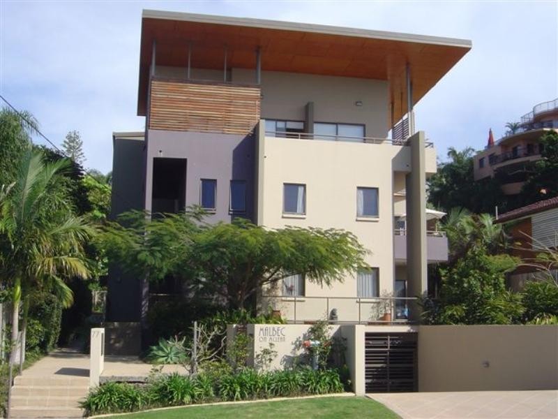 4/77 Mclean Street, Coolangatta QLD 4225