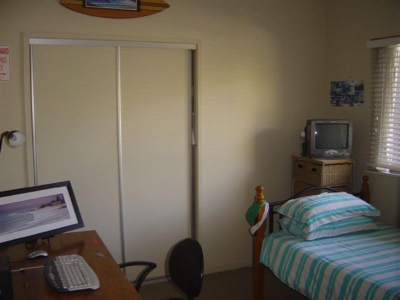 4/77 Mclean Street, Coolangatta QLD 4225