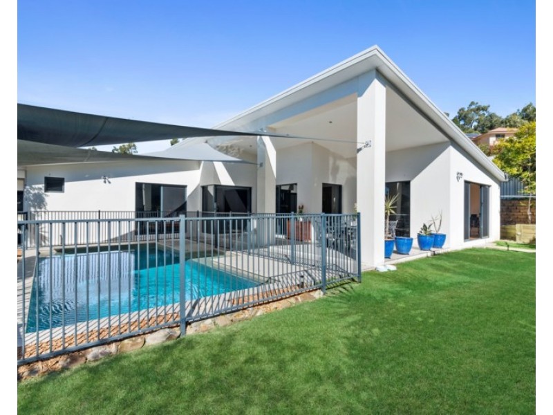 15 Laceflower Court, Reedy Creek QLD 4227