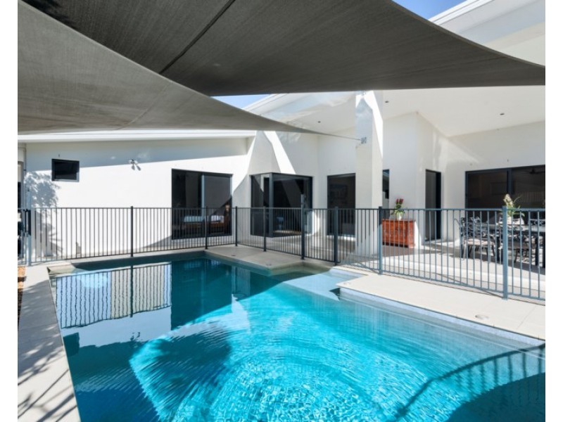 15 Laceflower Court, Reedy Creek QLD 4227