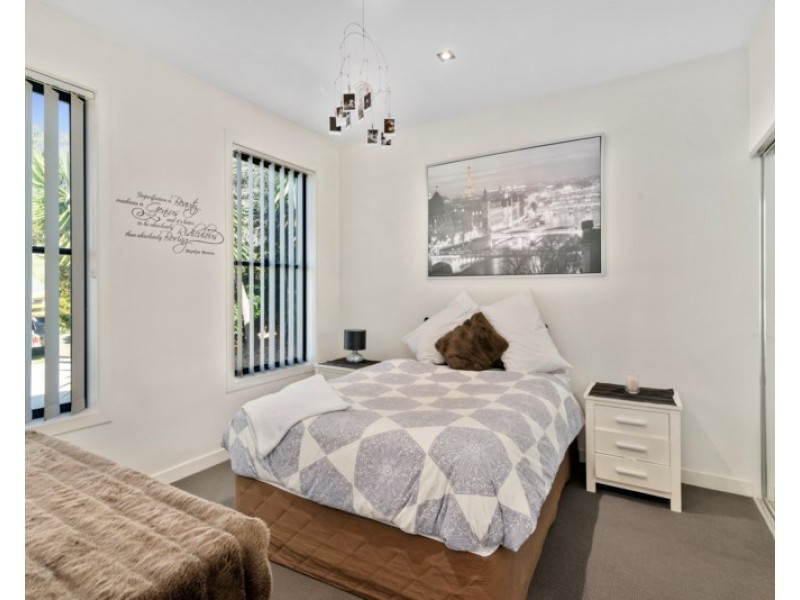 15 Laceflower Court, Reedy Creek QLD 4227