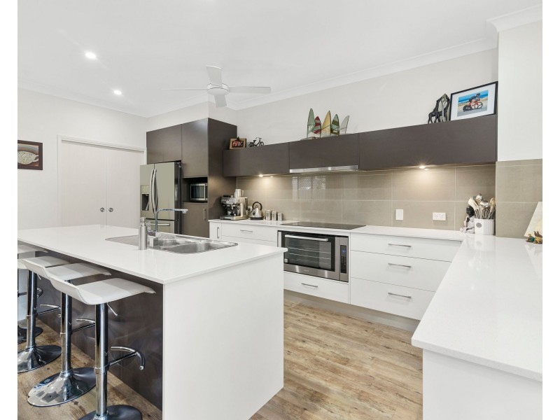 1/23 Hawaii Avenue, Palm Beach QLD 4221