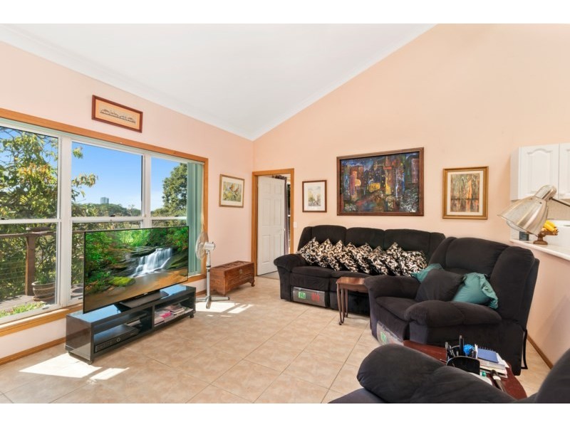 6 Hyden Court, Elanora QLD 4221