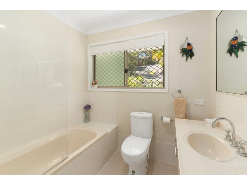10 Bunbury Court, Elanora QLD 4221