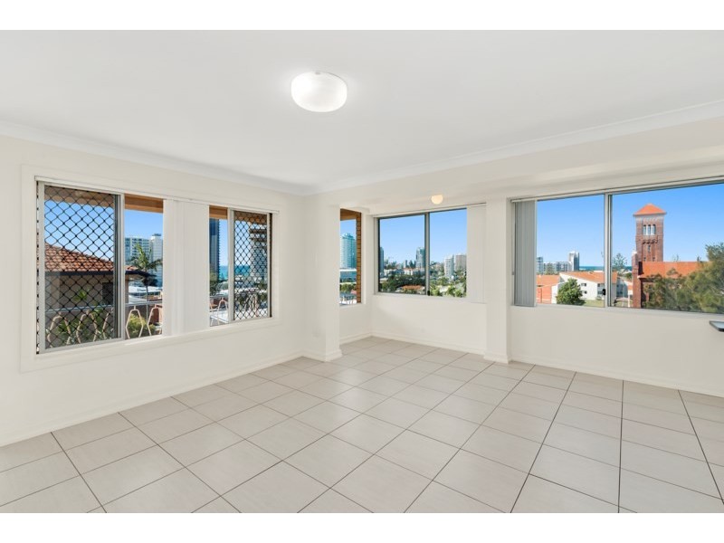 4/46 Garrick Street, Coolangatta QLD 4225