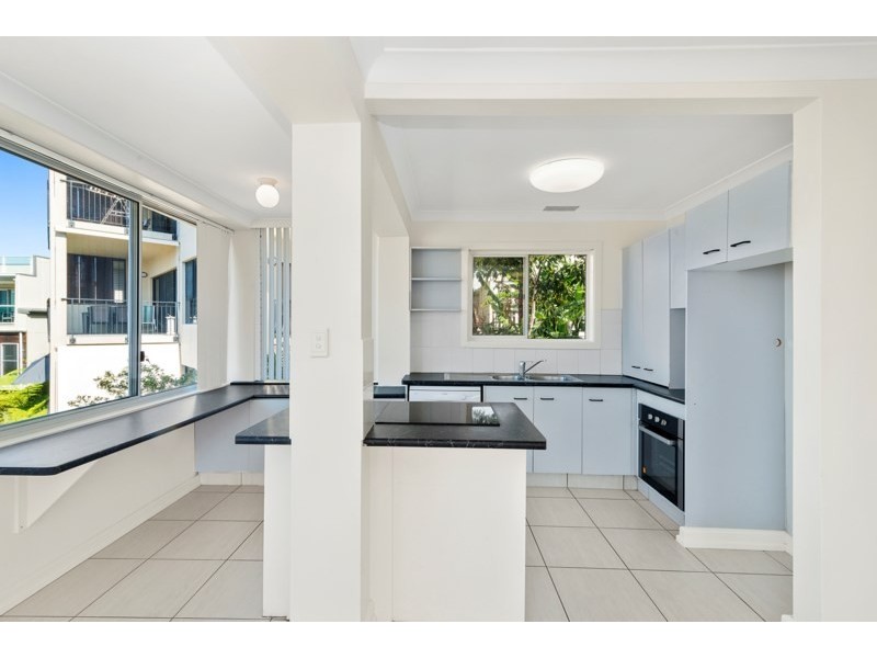 4/46 Garrick Street, Coolangatta QLD 4225