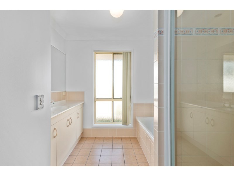 10 Periwinkle Crescent, Tugun QLD 4224