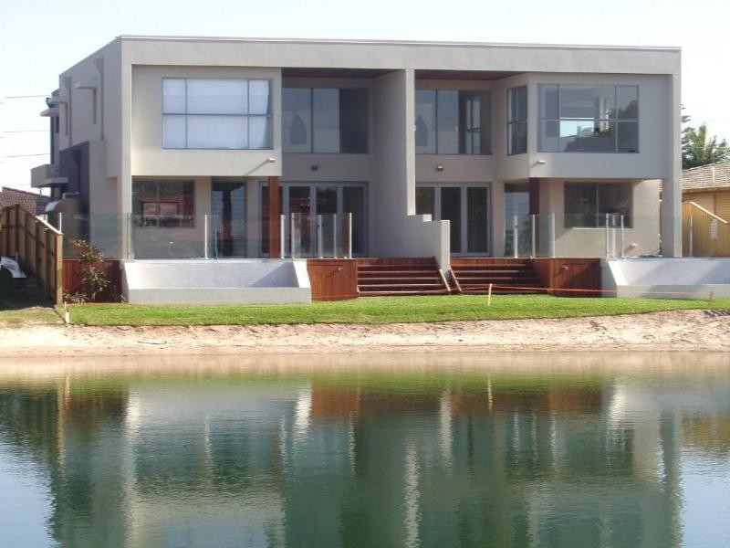 1/6 Barracuda Court, Palm Beach QLD 4221