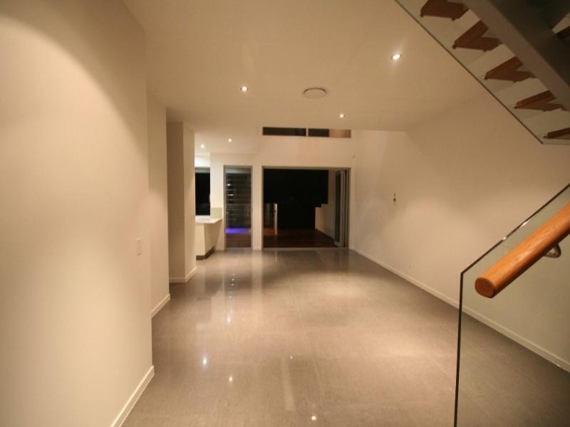 1/6 Barracuda Court, Palm Beach QLD 4221