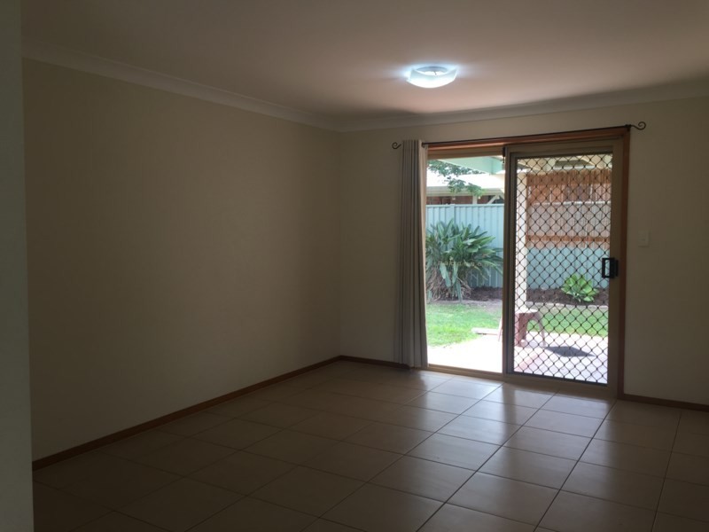 6 Balsa Street, Elanora QLD 4221