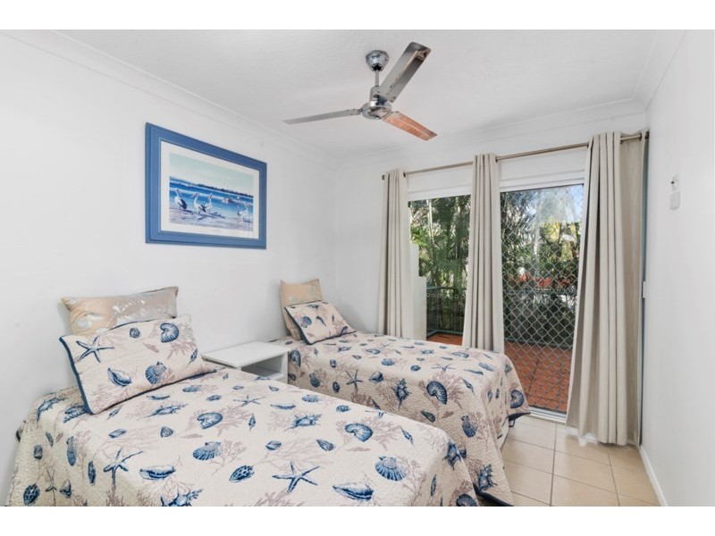 4/7 Redondo Avenue, Miami QLD 4220