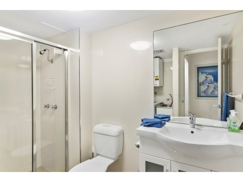 4/7 Redondo Avenue, Miami QLD 4220