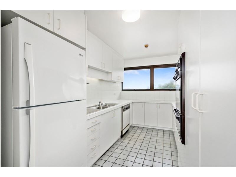 4/794 Pacific Parade, Currumbin QLD 4223