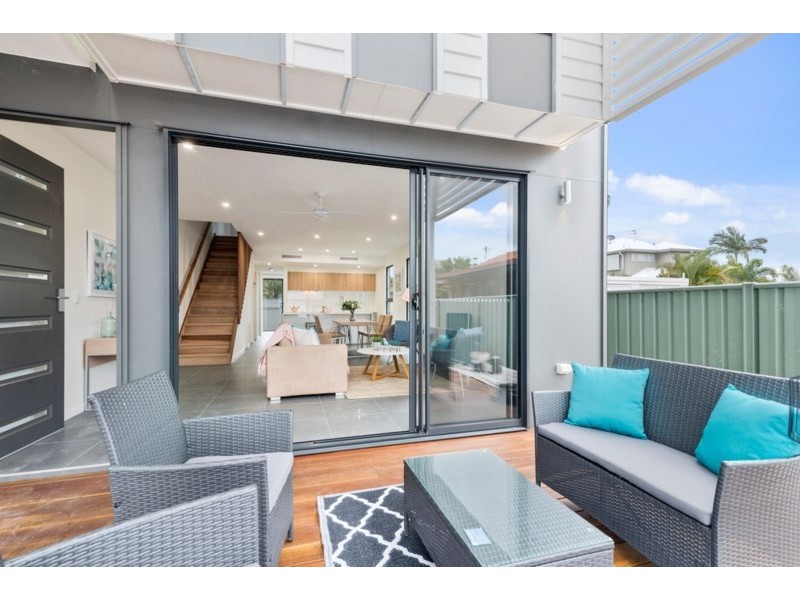 2/48 Palm Beach Avenue, Palm Beach QLD 4221