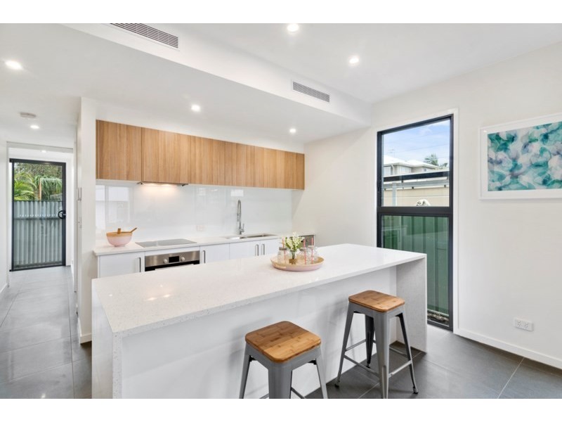 2/48 Palm Beach Avenue, Palm Beach QLD 4221