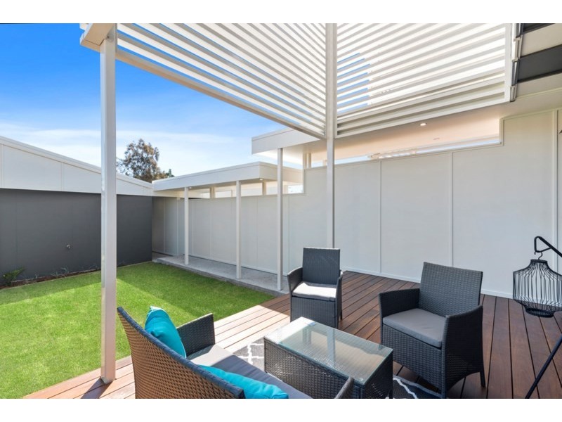 2/48 Palm Beach Avenue, Palm Beach QLD 4221