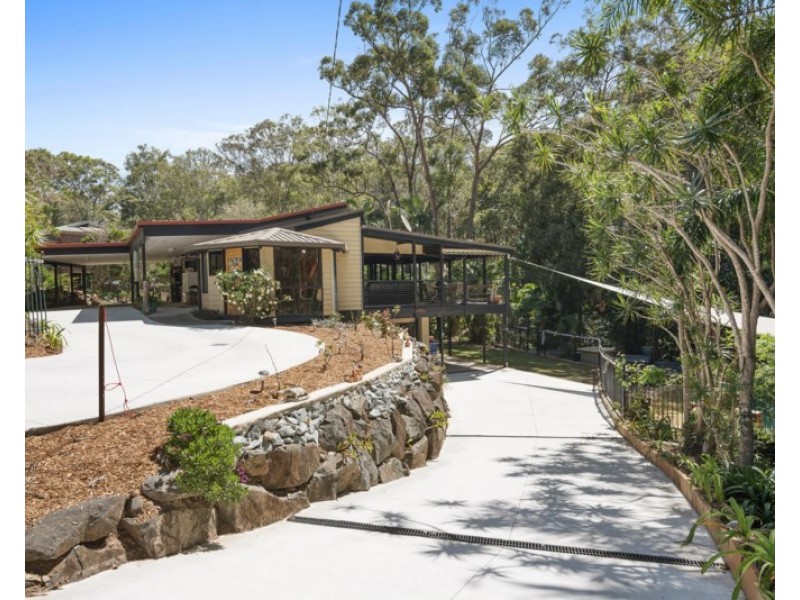 13 Evergreen Drive, Elanora QLD 4221