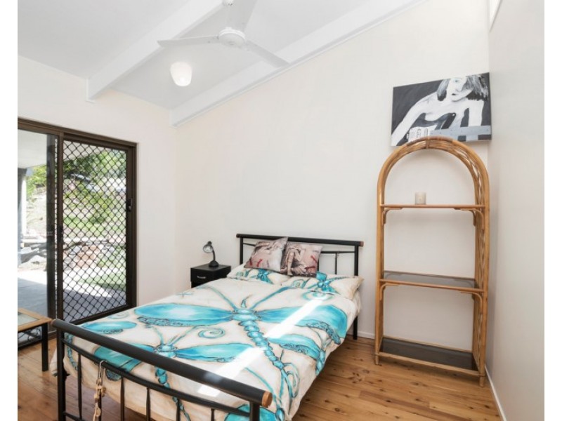 13 Evergreen Drive, Elanora QLD 4221