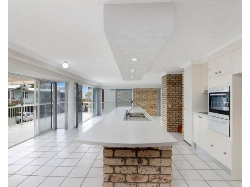 1/8 Fenton Place, Currumbin QLD 4223