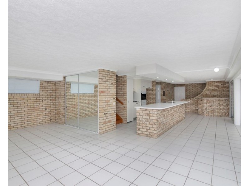 1/8 Fenton Place, Currumbin QLD 4223