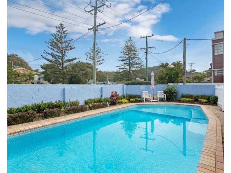 1/8 Fenton Place, Currumbin QLD 4223