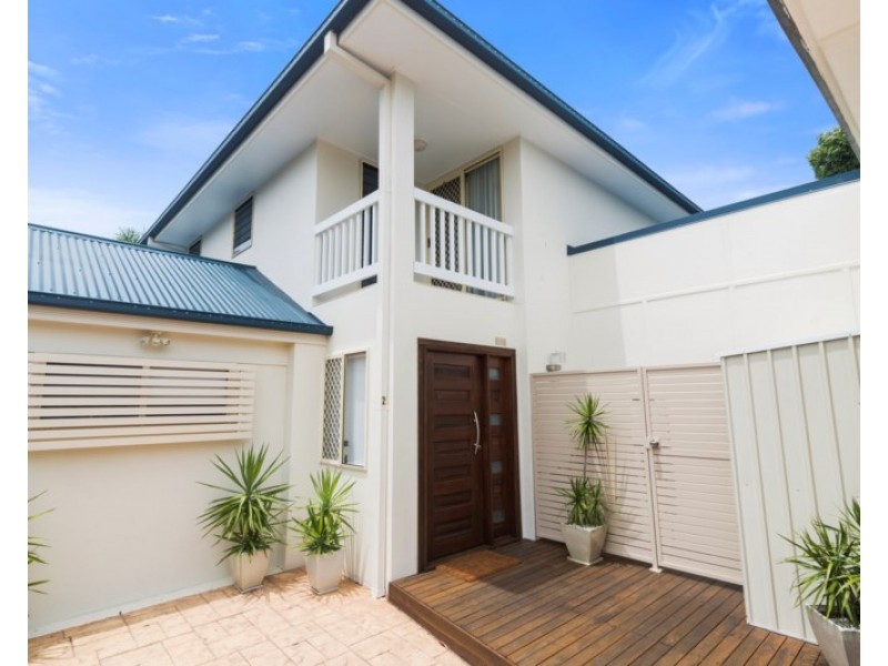 2/63 Laguna Avenue, Palm Beach QLD 4221