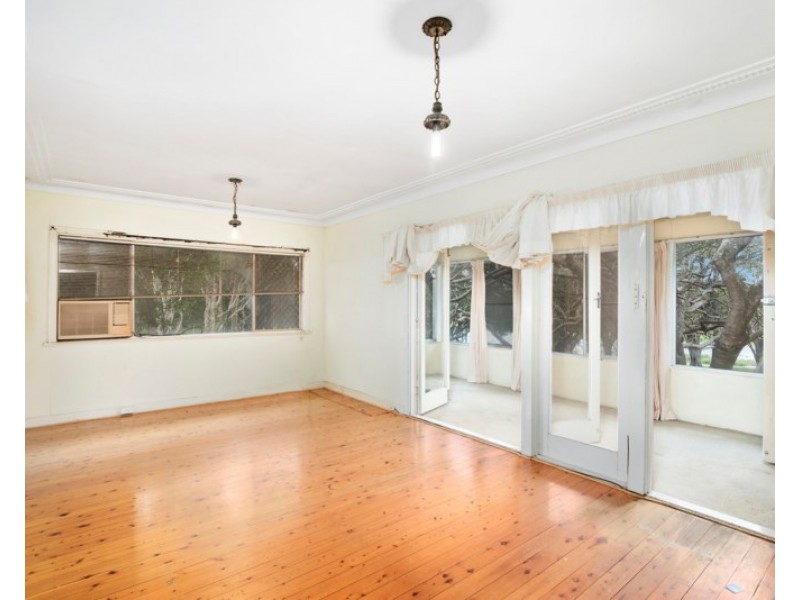 21 Kitchener Street, Tugun QLD 4224