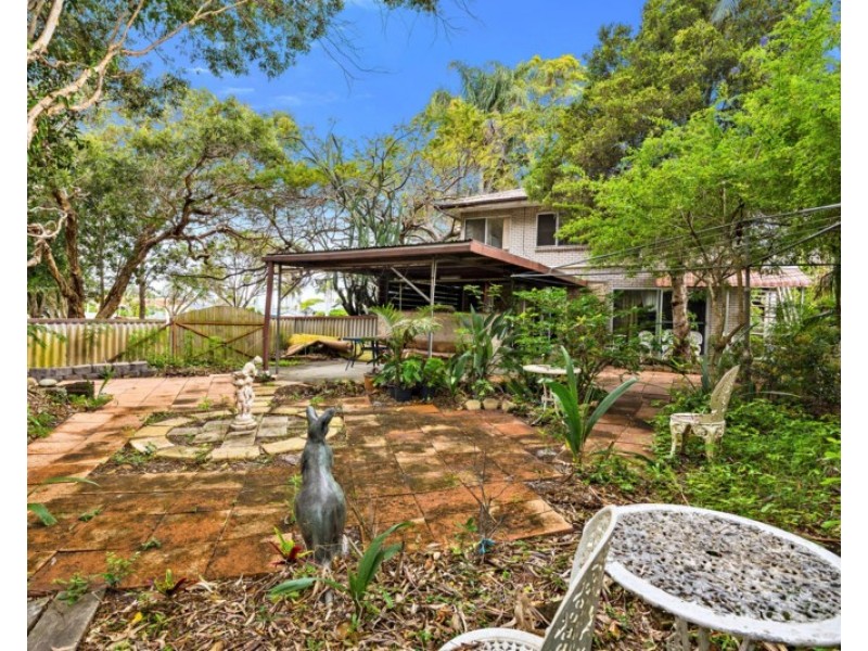 21 Kitchener Street, Tugun QLD 4224