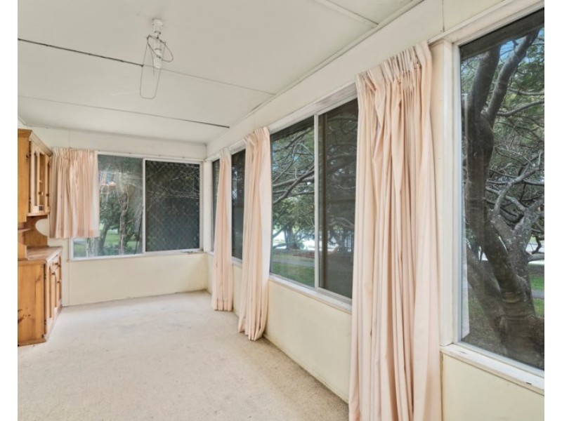 21 Kitchener Street, Tugun QLD 4224