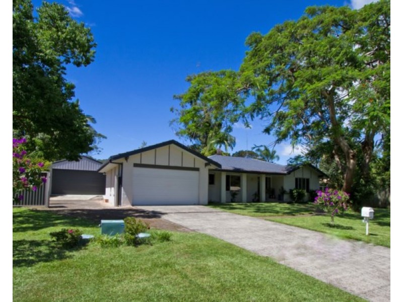 8 Tierney Drive, Currumbin Waters QLD 4223