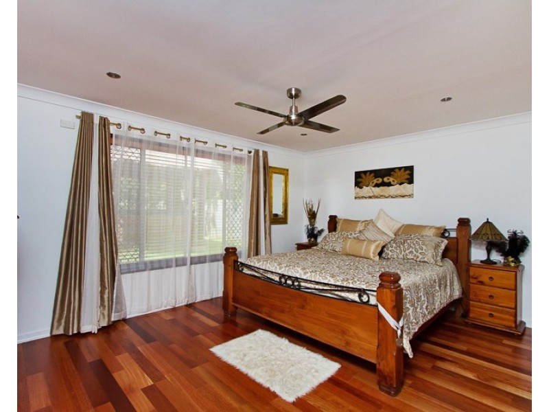 8 Tierney Drive, Currumbin Waters QLD 4223