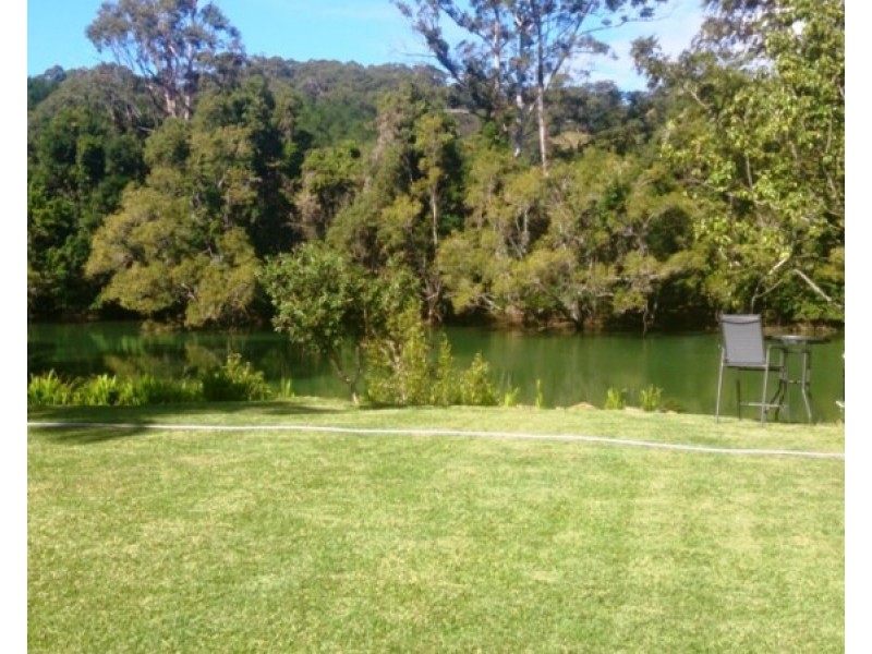 8 Tierney Drive, Currumbin Waters QLD 4223