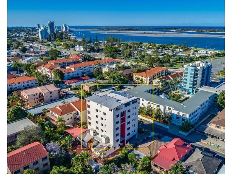 16/14 Little Norman Street, Southport QLD 4215