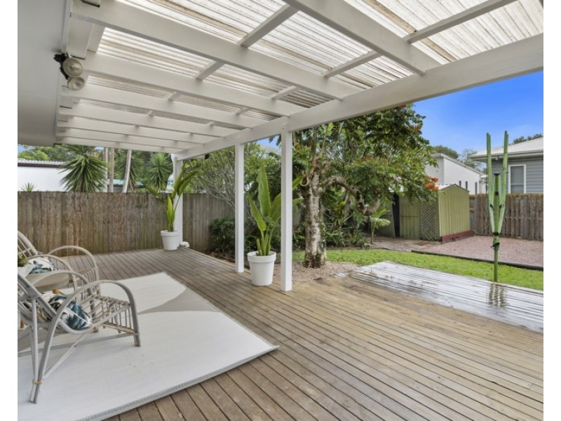 16 Boundary Street, Currumbin Waters QLD 4223