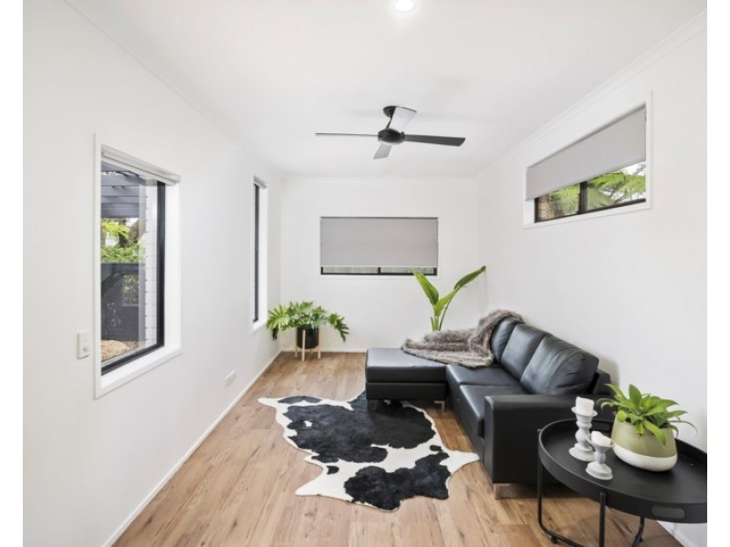 16 Boundary Street, Currumbin Waters QLD 4223