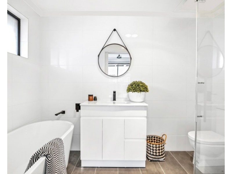 16 Boundary Street, Currumbin Waters QLD 4223