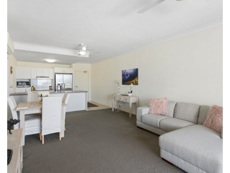 5/2 Tallebudgera Drive, Palm Beach QLD 4221