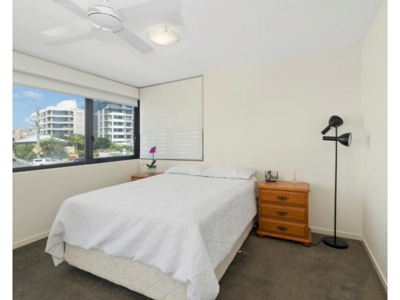 5/2 Tallebudgera Drive, Palm Beach QLD 4221