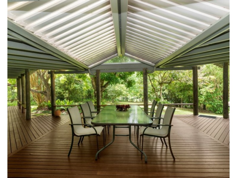 1227 Tallebudgera Creek Road, Tallebudgera Valley QLD 4228