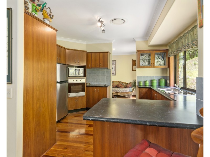 6 Fresco Court, Tallebudgera Valley QLD 4228