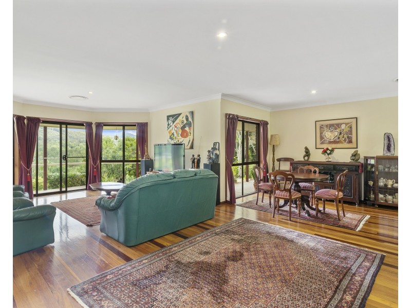 6 Fresco Court, Tallebudgera Valley QLD 4228