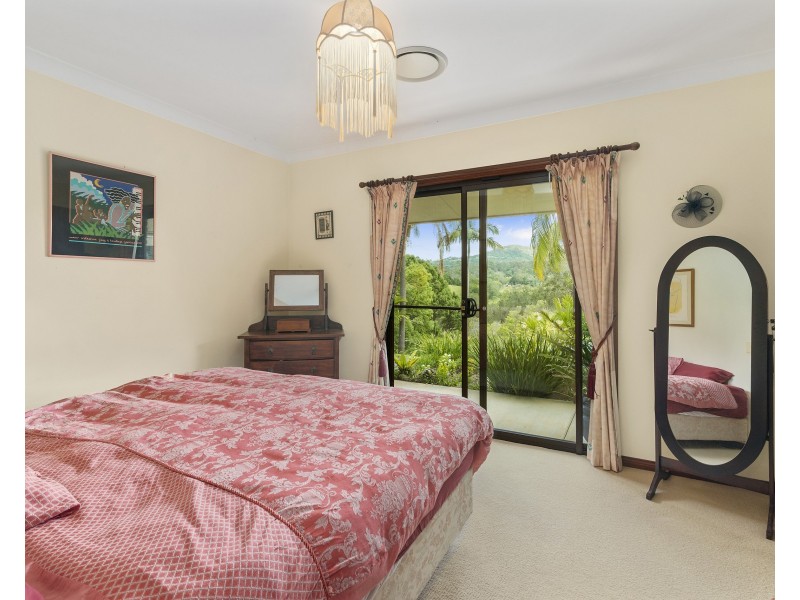 6 Fresco Court, Tallebudgera Valley QLD 4228