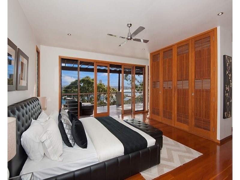 2 Duringan Street, Currumbin QLD 4223