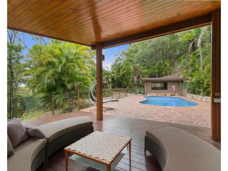 208 Tierney Drive, Currumbin Waters QLD 4223