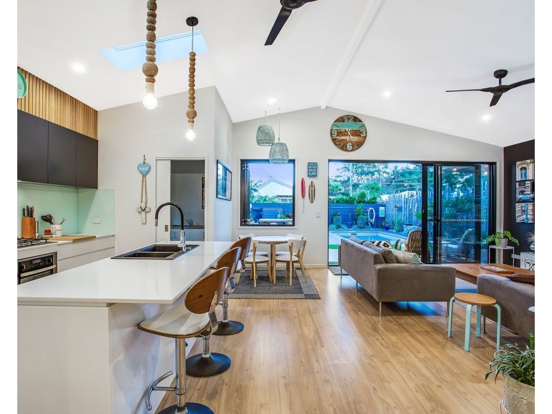48 Second Avenue, Palm Beach QLD 4221