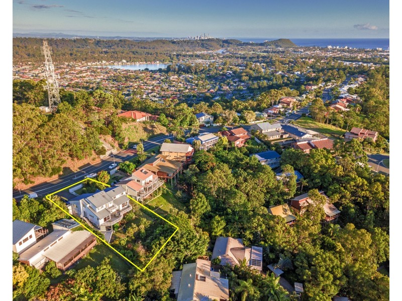 76 Doubleview Drive, Elanora QLD 4221