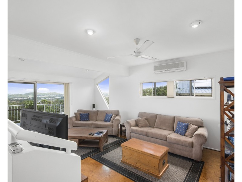 76 Doubleview Drive, Elanora QLD 4221