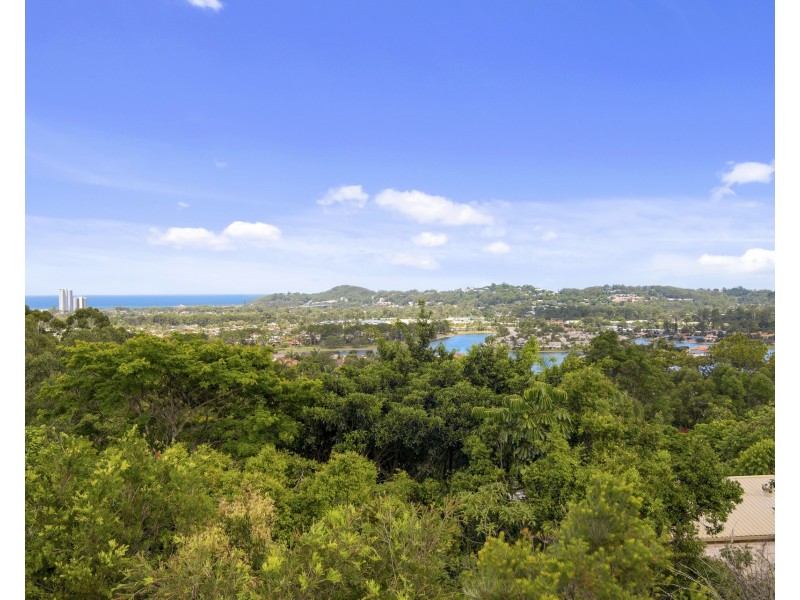 76 Doubleview Drive, Elanora QLD 4221